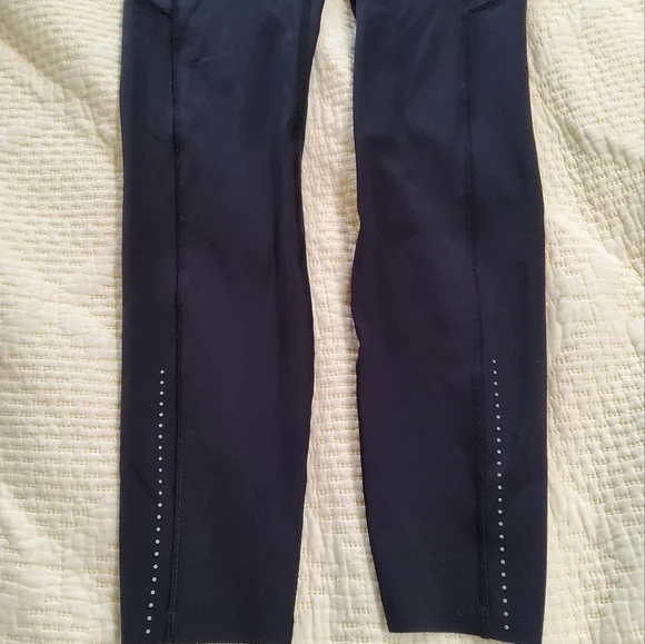 Lululemon Asian Fit Fast and Free High-Rise Tight 24" Leggings Size 6 - Picture 10 of 12